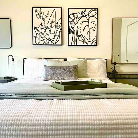 Appartamento A Perfect Getaway In The Heart Of The Action Las Vegas Esterno foto