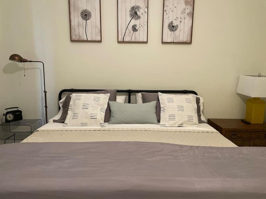 Appartamento A Perfect Getaway In The Heart Of The Action Las Vegas Esterno foto