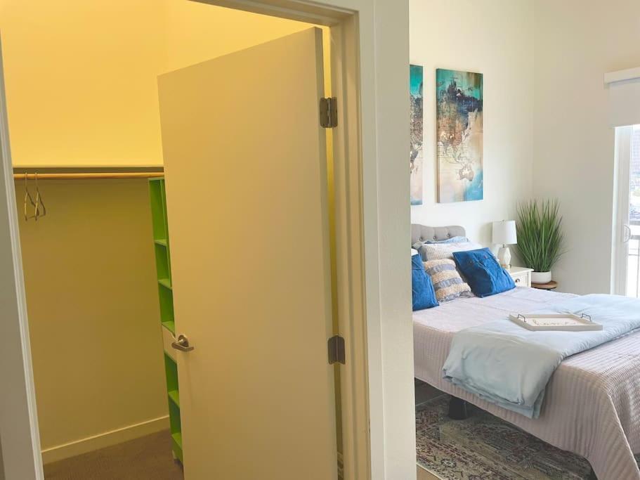 Appartamento A Perfect Getaway In The Heart Of The Action Las Vegas Esterno foto